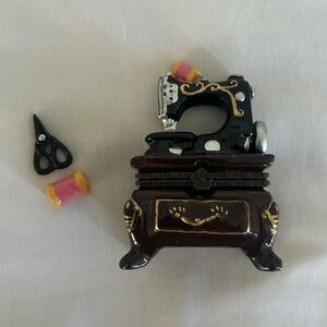 Mini Antique Enameled Porcelain Sewing Machine Trinket with Spool & Scissors